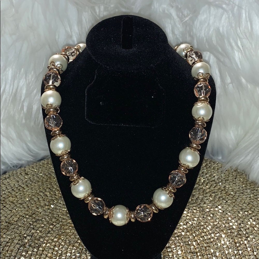 Gold Necklace with pearl and Clear beads